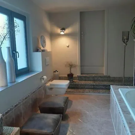 Διαμέρισμα Haus Mit Wunderschoenem Garten