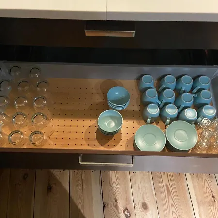 Haus Mit Wunderschoenem Garten *